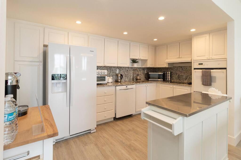 Stunning & Spacious Resort-Style Condo Across From Beach! Miami Beach Dış mekan fotoğraf