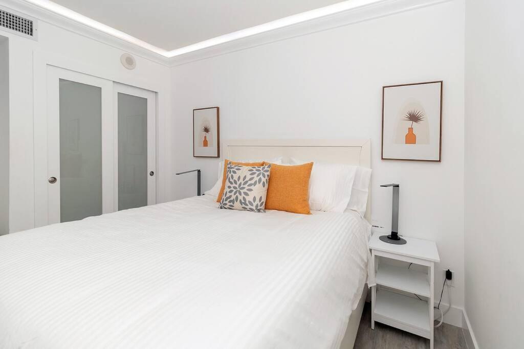 Stunning & Spacious Resort-Style Condo Across From Beach! Miami Beach Dış mekan fotoğraf